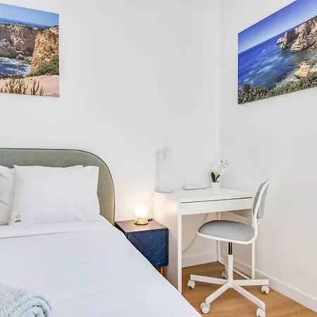 Charming Old Town 1br 50m From Ac Wi-fi Parking Апартаменты