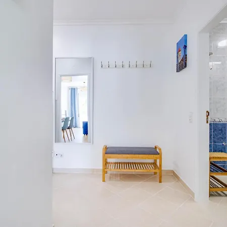 Charming Old Town 1br 50m From Ac Wi-fi Parking 阿尔布费拉